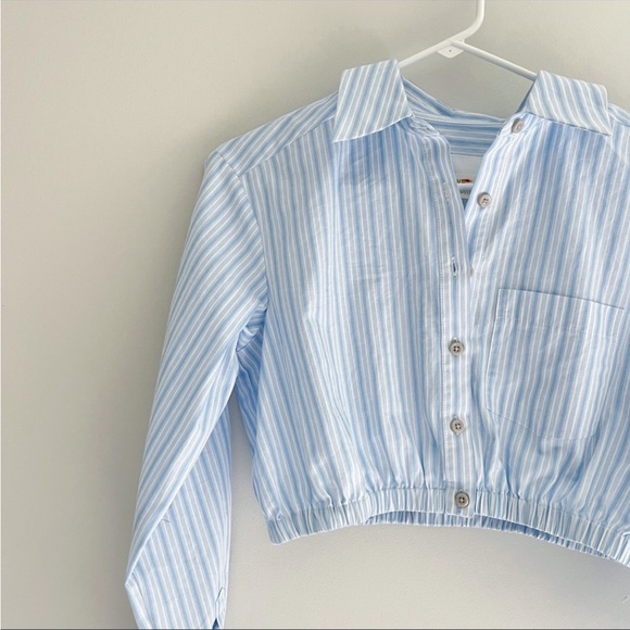 Anthropologie Tops - Anthropologie cropped linen top